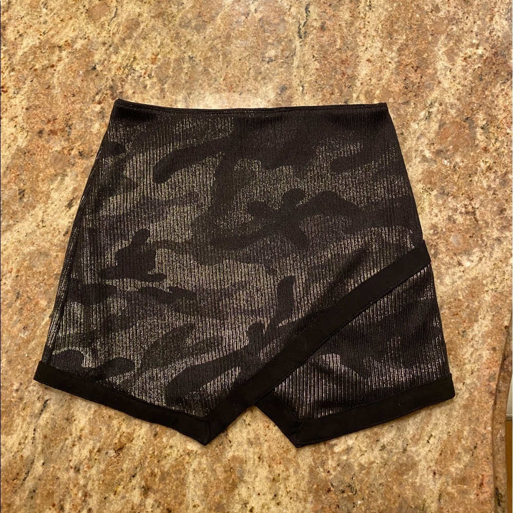 Flowers by Zoe Envelope skirt - metallic camo